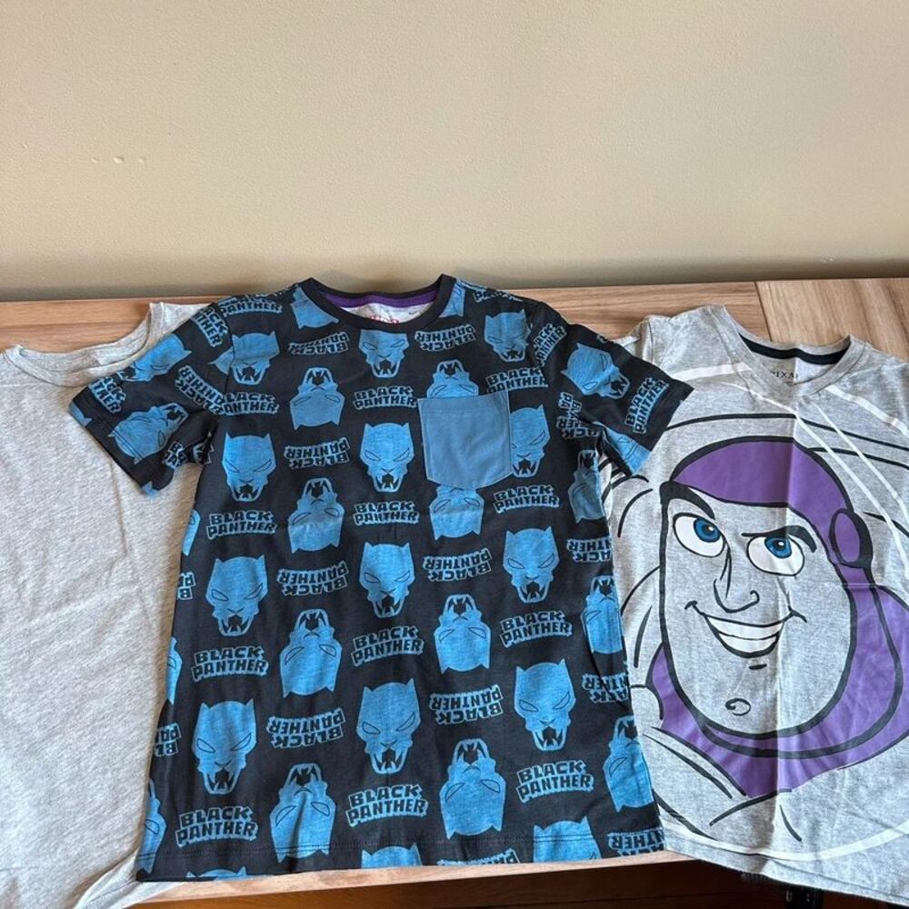 Marvel Black Panther Disney Pixar Buzz Lightyear Boys T-Shirts Lot 3 size M